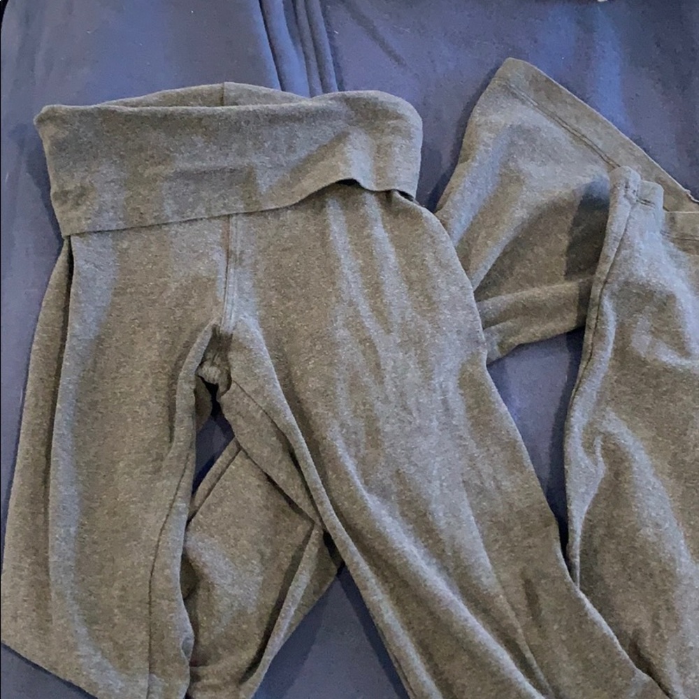 Hard tail roll down bootleg yoga pants
